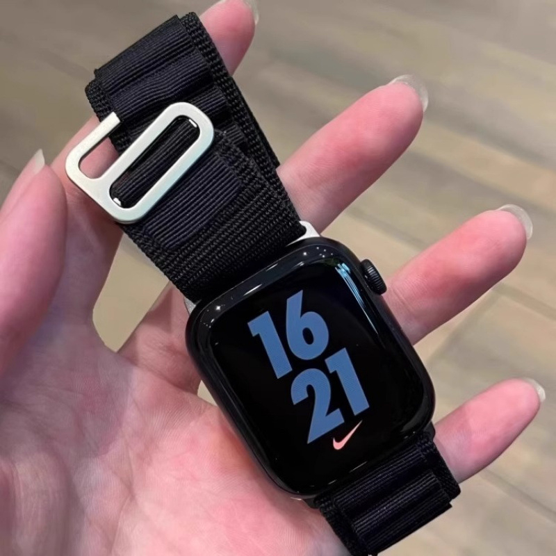 Remen za Apple Watch – prozračan Alpine Loop, pozlaćen, kompatibilan s Ultra 2