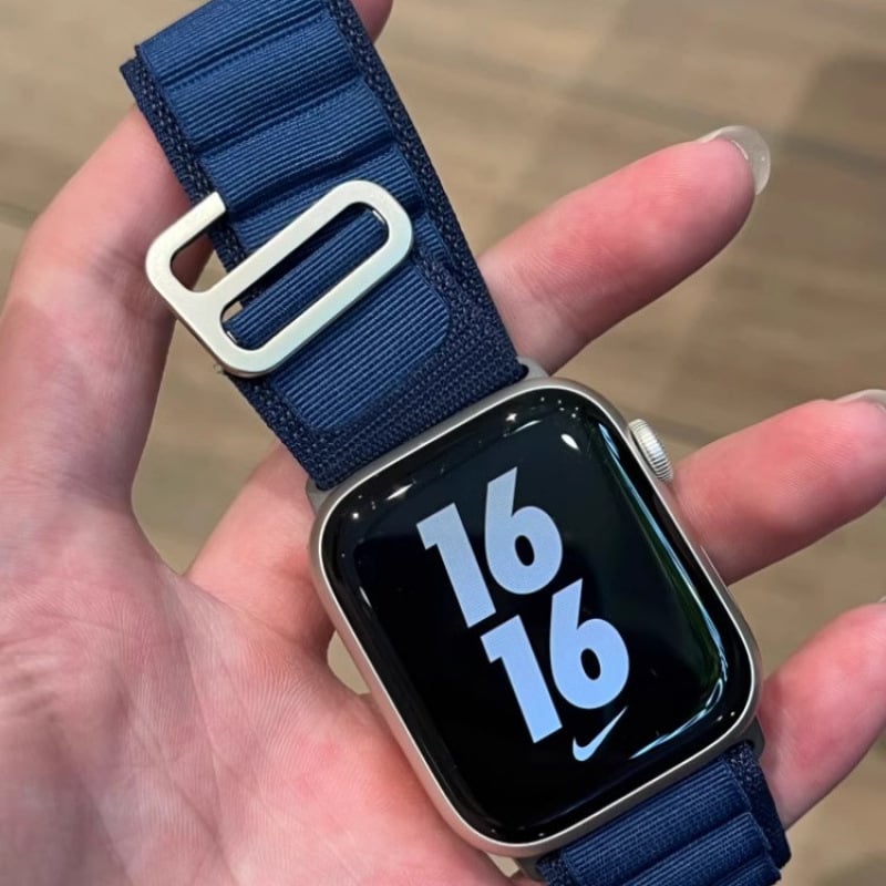 Remen za Apple Watch – prozračan Alpine Loop, pozlaćen, kompatibilan s Ultra 2