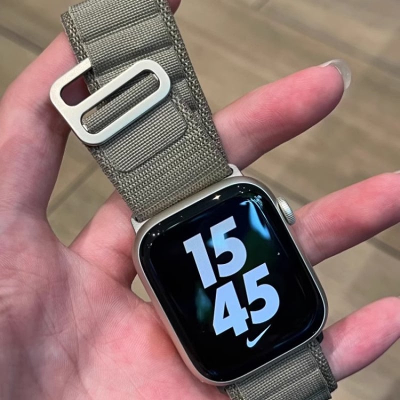 Remen za Apple Watch – prozračan Alpine Loop, pozlaćen, kompatibilan s Ultra 2