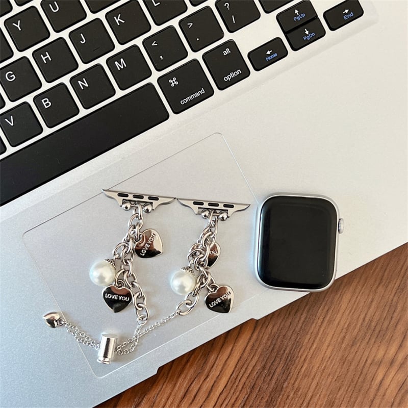 Metalni kaiš za Apple Watch s privjeskom srca, kompatibilan s Apple Watch 9 i iWatch 8, moderan dizajn, šifra proizvoda 231208hsxqw02