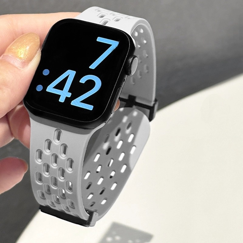 Perforirana silikon narukvica za Apple Watch s magnetskom kopčom, prozračna