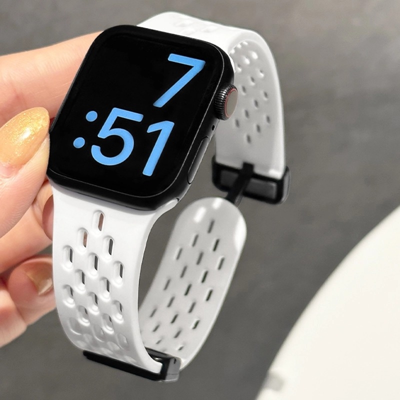 Perforirana silikon narukvica za Apple Watch s magnetskom kopčom, prozračna