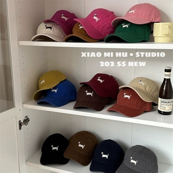 Gyerekeknek készült baseball sapka ívelt karimával, kupola alakú koronával, napsugár elleni védelemmel, viszkóz rostból