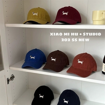 Gyerekeknek készült baseball sapka ívelt karimával, kupola alakú koronával, napsugár elleni védelemmel, viszkóz rostból