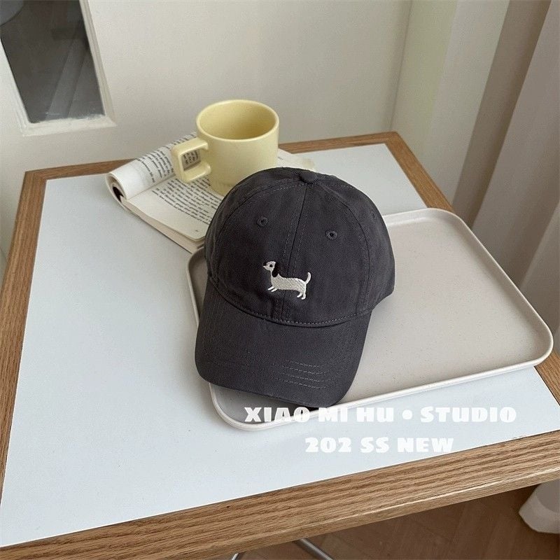 Gyerekeknek készült baseball sapka ívelt karimával, kupola alakú koronával, napsugár elleni védelemmel, viszkóz rostból