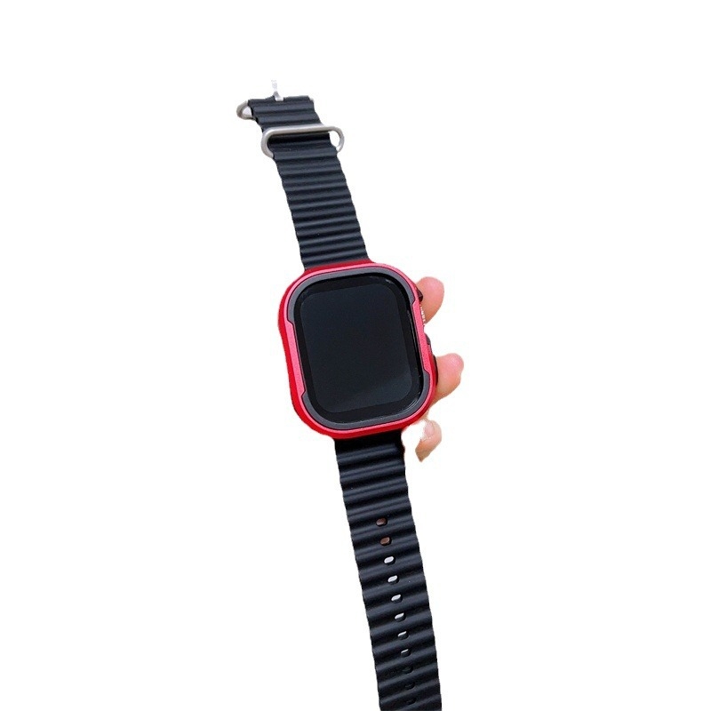 Apple Watch 8 kaitsekorpus — alumiiniumisulamist raam, metallkorpus, litsentsiga erimärk