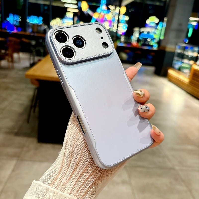 Калъф за iPhone 17 с мътен финиш, удароустойчив и антиотпечатък, тънък профил