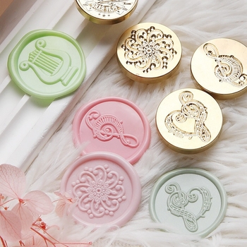 Vaska zīmogs ar vara galvu, mūzikas nots motīvs, vokālā sērija