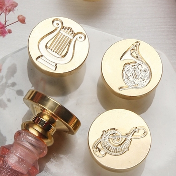 Vaska zīmogs ar vara galvu, mūzikas nots motīvs, vokālā sērija