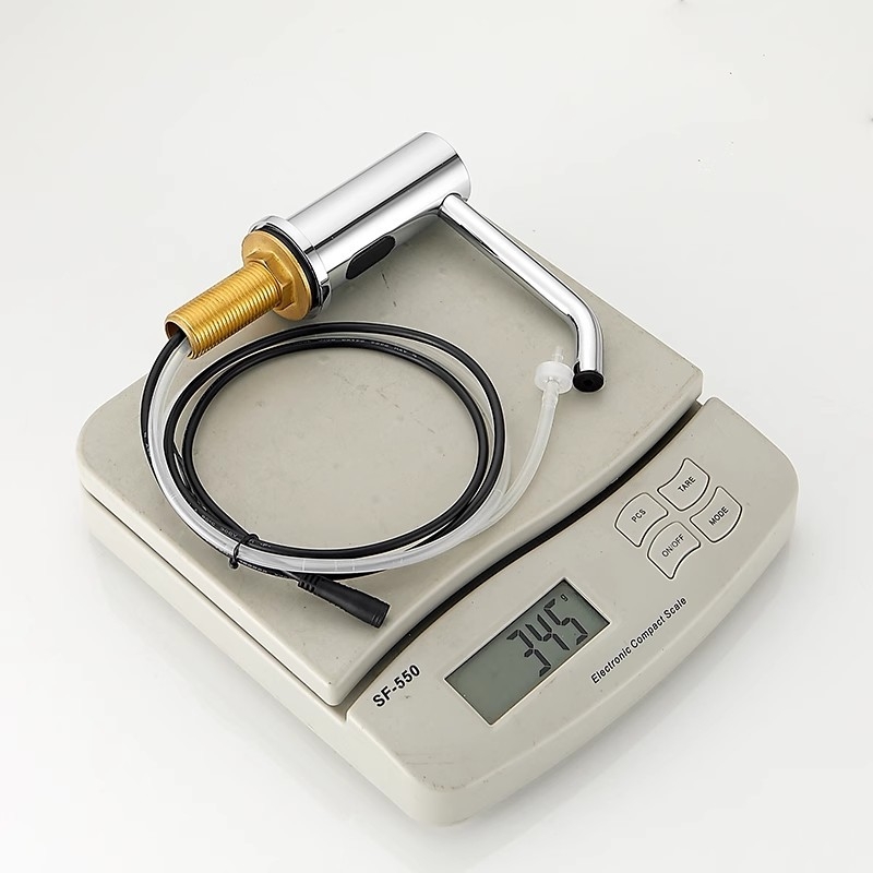 Indukciós szappanadagoló mosogatóhoz | rozsdamentes acél, krómozott felület, modern minimalista stílus (Anyag: rozsdamentes acél; Felület: krómozott; Funkció: indukció; Tömeg: 1000 g)