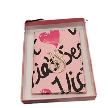 Ultra-λεπτή θήκη διαβατηρίου και καρτών με ρίγες από PU – unisex οργανωτής εγγράφων για ταξίδια, επένδυση πολυεστέρα, έκδοση άνοιξη 2024