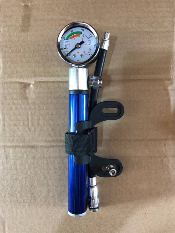 Rokas mini velosipēda sūknis – Alumīnija sakausējums, hidrauliskais manometrs, Pielāgojama, Jumping Fruit