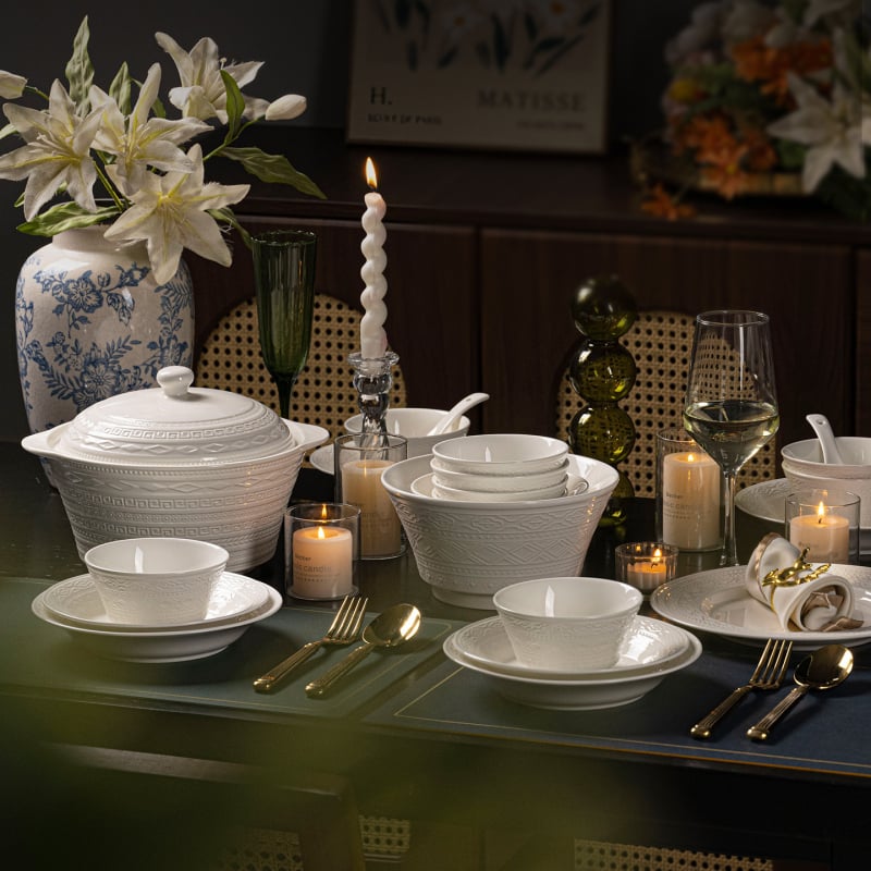 Porcelanski set posuđa – zdjela, tanjur i chopsticks, nordijski stil, okrugli oblik, podglazurni dekor, mikrovalna kompatibilnost