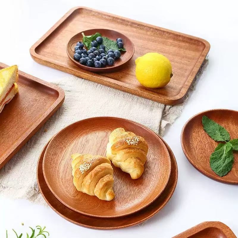 Podnos z masívneho dreva, olejový povrch, jednoduchý vzor, možnosť potlače loga, možnosť prispôsobenia