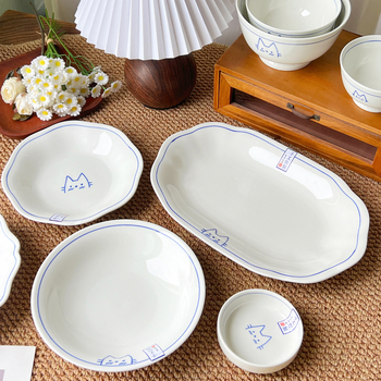 Keramický domáci tanier s tvarom mimozemšťana, karikatúrny vzor, roztomilý štýl, vhodný do mikrovlnky