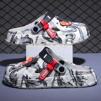 Vīriešu EVA pludmales sandales – plastmases augšējā daļa un zole, EVA zolīte, anti-slīdēšana un ūdensnecaurlaidīgas, papēža augstums 3,0–3,5 cm, raksts divpusējs lācis