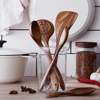 Detomade Drveni Set Kuhinjskih Alata — Set Drvenih Kuhinjskih Alata, Moderan Minimalistički Stil