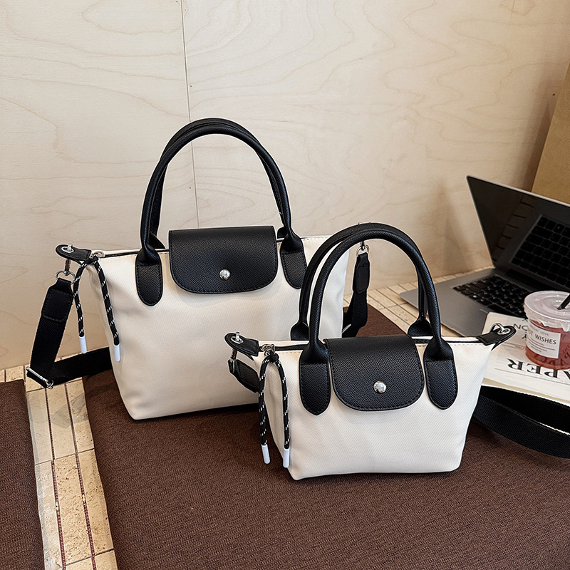 Crossbody taška z Oxford textílie, unisex štýl, zipsové zapínanie, horizontálny štvorcový tvar, polyesterová podšívka