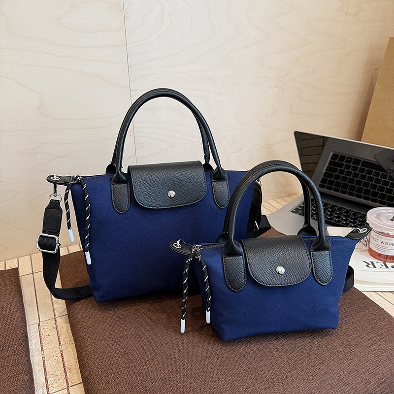 Crossbody taška z Oxford textílie, unisex štýl, zipsové zapínanie, horizontálny štvorcový tvar, polyesterová podšívka