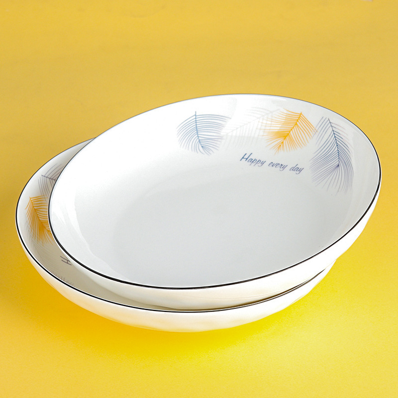 Porcelinske nepravilnog oblika pločice, set od 4 komada, jednostavan uzorak, pogodne za poklon