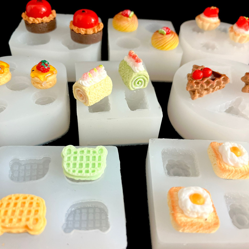 Silikonska kružna kalupa za tortu — Mini Egg Toast Strawberry serija, za fondan dekoracije