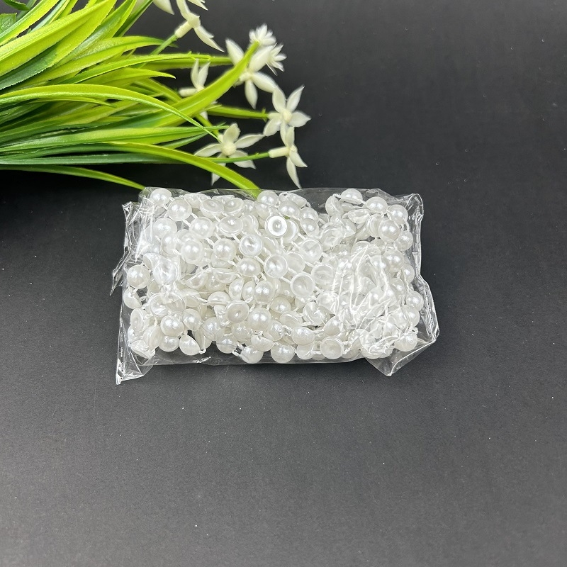 Félig kör alakú mesterséges gyöngyök, ABS műanyag, elektroplakált felületű díszítő kiegészítő ruházathoz