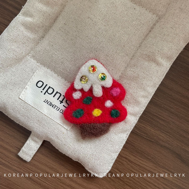 Broš za odjeću u obliku pahulje od vunenog filca – ručna izrada, korejski stil, božićni motiv
