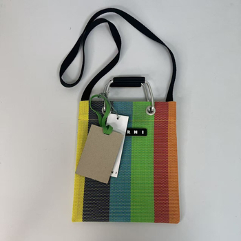 PVC pludmales soma, vertikāla kvadrāta forma, augšējais atvērums, bez odères, dubultās plecu siksnas, vasara 2025