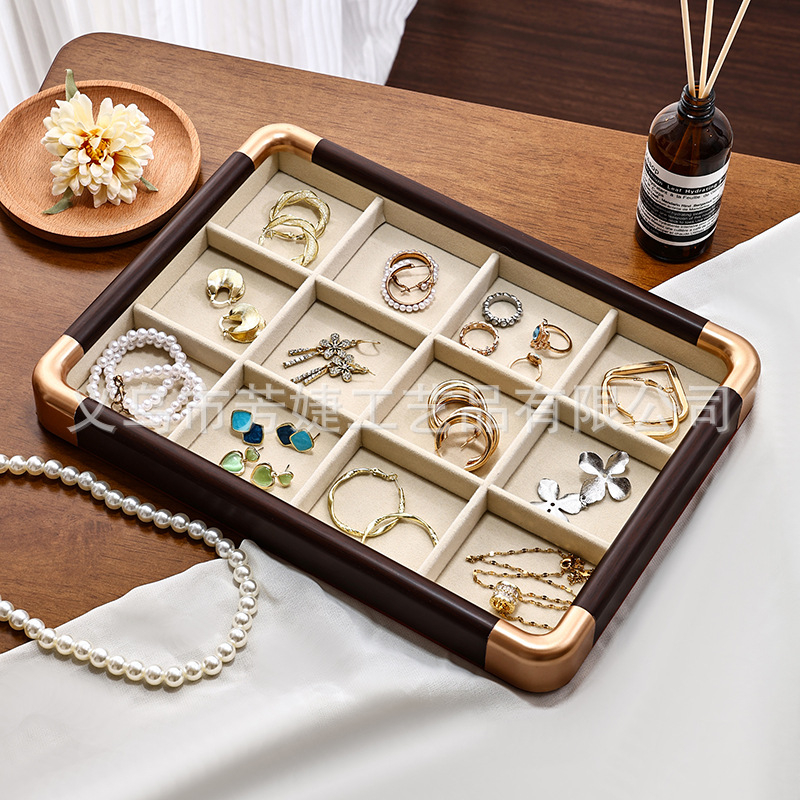 Drvena posuda za nakit od orahovog drveta, kvadratna, jednoslojna, luksuzna