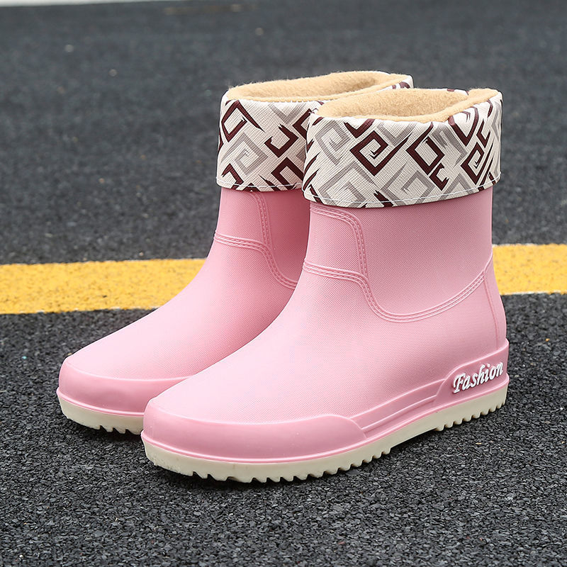 Moteriški lietaus batai, vidutinio ilgio, medvilnės viršus, neslidus padas, flisinė įdaila