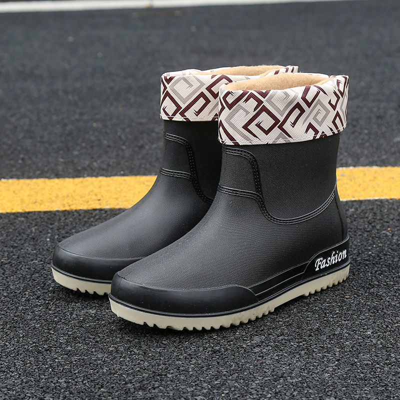 Moteriški lietaus batai, vidutinio ilgio, medvilnės viršus, neslidus padas, flisinė įdaila