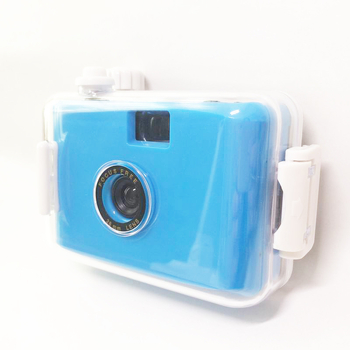 Atspari vandeniui kompakti filmų kamera, 135 filmas, ABS plastiko korpusas, be LCD, be blykstės