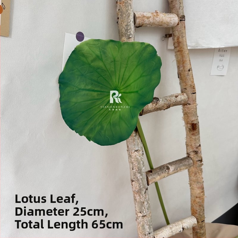 Runzhi umelecký lotos s listom – hodvábny lotos, čínske štýlo chinoiserie, svadobná dekorácia a rekvizity pre fotografiu (Značka Runzhi; Materiál: hodváb; Použitie: svadba, rekvizity pre fotografiu; Štýl: chinoiserie)