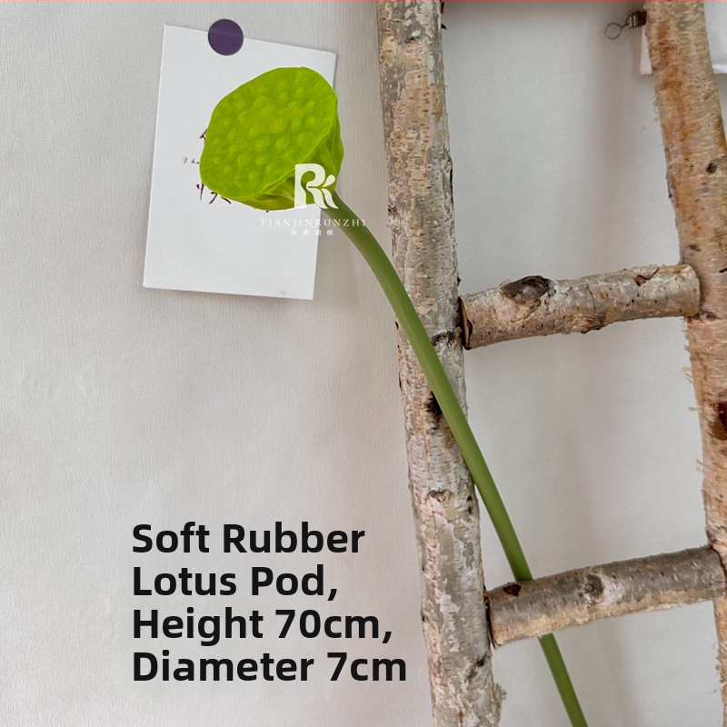 Runzhi umelecký lotos s listom – hodvábny lotos, čínske štýlo chinoiserie, svadobná dekorácia a rekvizity pre fotografiu (Značka Runzhi; Materiál: hodváb; Použitie: svadba, rekvizity pre fotografiu; Štýl: chinoiserie)