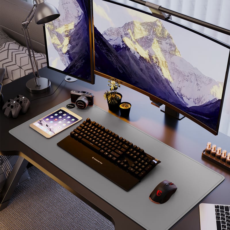 Ādas divpusēja galda paliktnis, pretslīdīgs, ar karsto pārvades drukāšanu, iespējama logotipa pievienošana — vienkrāsains stils