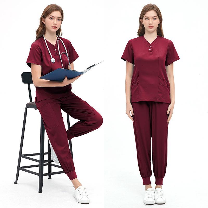 Unisex zdravotnícka súprava pre kozmetické salóny a zubné kliniky, materiál polyester-spandex s odvádzaním vlhkosti, krátke rukávy, V-krk, dvojdielny set (vrch a nohavice), jar 2024.