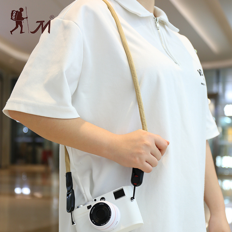 Fényképezőgép vállpánt gyorskioldóval Sony A7M4 és Fujifilm X-T5/X-S20/X-S10 – KS Strap, minta szerint testreszabható