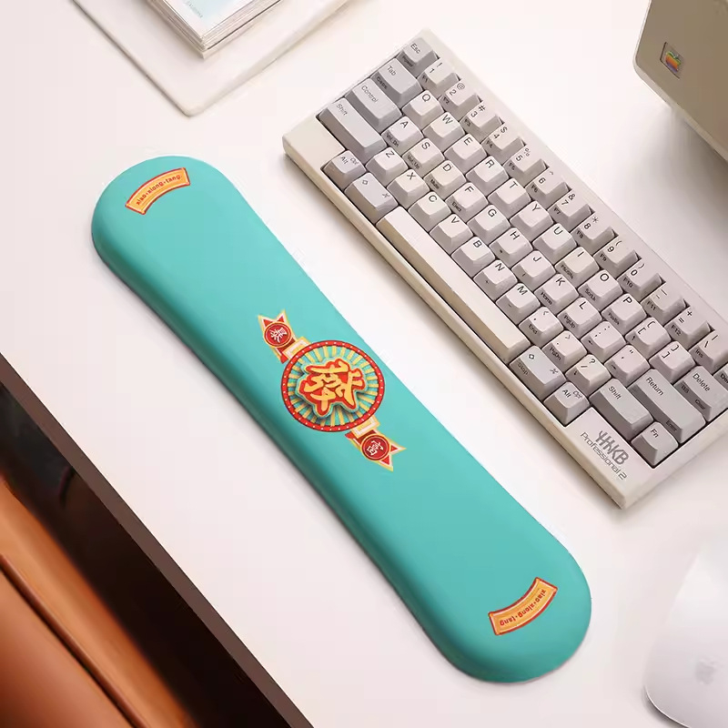 Rokas locītavas paliktnis tastatūrai un pelei ar atmiņas putām un silikona audumu, vienpusīgs, ar logotipu