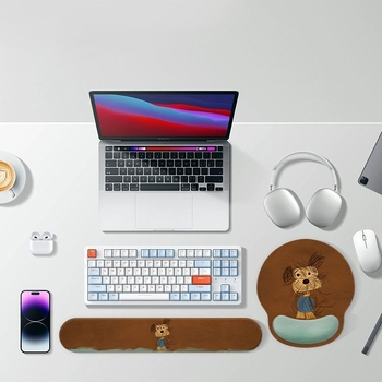 Kummijas galda paliktnis ar pretslīdējošu virsmu, ar termiskās pārneses druku, karikatūras suņa dizains