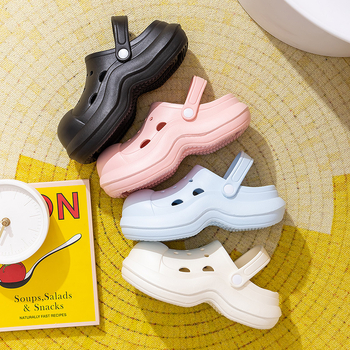 Qi Dashun Crocs stiliaus EVA putų sandalai moterims, kvėpuojantys aukštakulniai sandalai, paplūdimiui ir sodams, padas 3,5 cm+