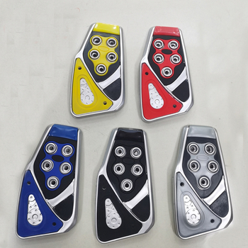 Kit pedale interior auto - potrivire universală, antiderapant, instalare fără găuri, pedale accelerație, ambreiaj și frână | Model XB-375; Material: Plastic; Transmisie: MT; Personalizare disponibilă; Etichetă privată disponibilă