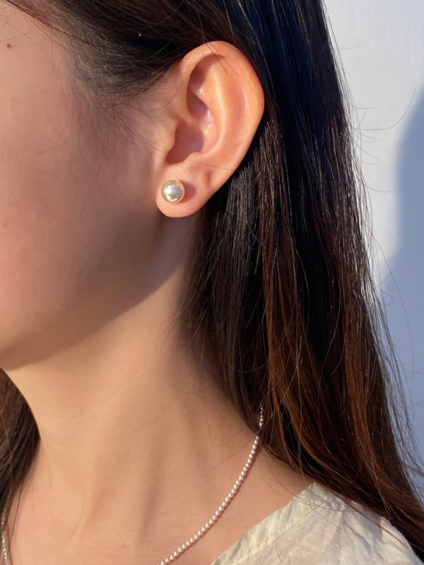 Cercei – Clips pentru urechi în formă de mosquito coil, perle colorate, design geometric minimalist, lucrate manual