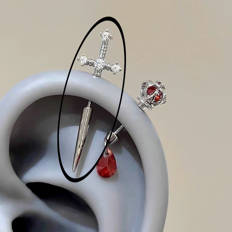 Cercei din oțel titan cu accente de zirconiu, formă de floare, stil lux discret