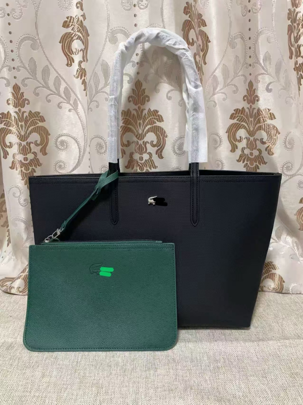Torba Tote, gradski minimalistički stil; Materijal: kompozitna goveđa koža; Oblik: horizontalno kvadratni; Unutarnja pretinac za dokumente; Podstava: visokokvalitetna tkanina.