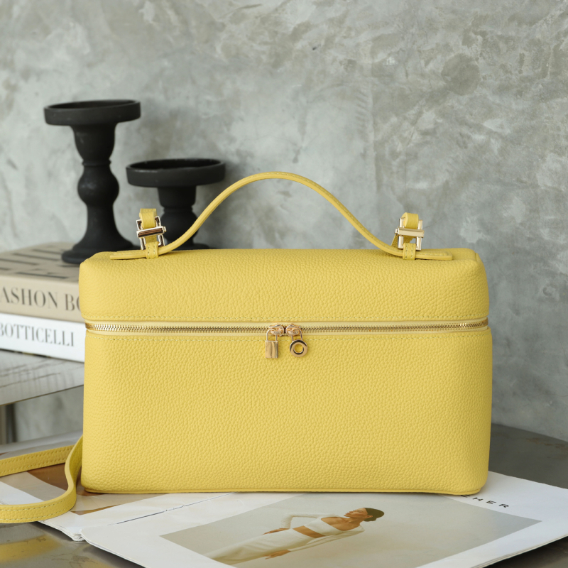 Kožna ženska torba u Lunch Box stilu, Horizontalnog kvadratnog oblika, zatvaranje na zip, unutarnji džepovi za telefon i ID