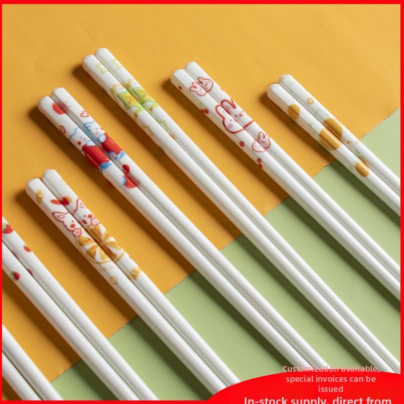 Keraminės lazdelės su karikatūriniu motyvu, gaivus ir mielas stilius, pirmosios klasės kokybė