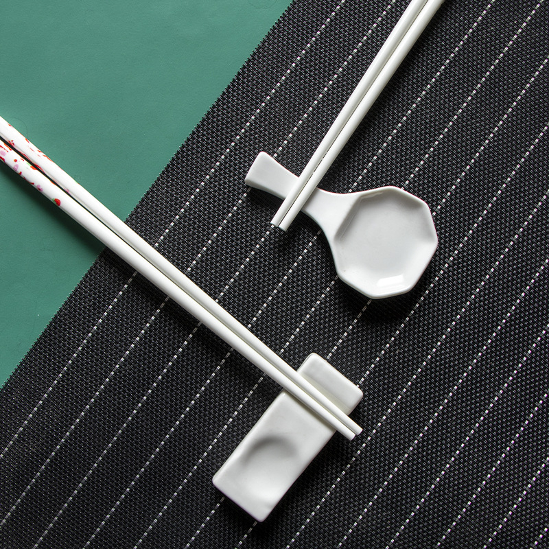 Chopsticks ceramice cu design desen animat, stil proaspăt și drăguț, calitate de primă clasă