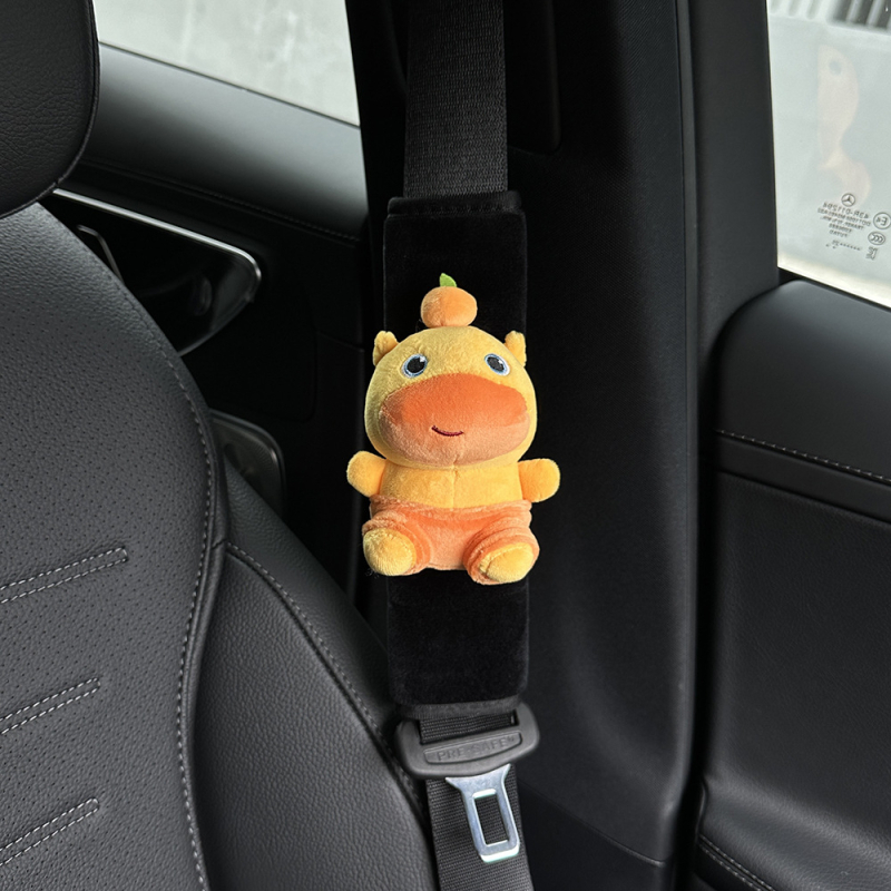 Pliša materiāla automašīnas drošības jostas plecu vāciņš, Capybara Lu Lu aksesuārs, iekšējā interjera dekorācija, pielāgojams, 60 g