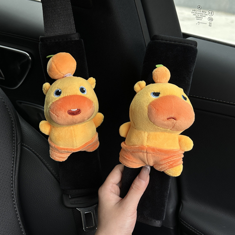 Pliša materiāla automašīnas drošības jostas plecu vāciņš, Capybara Lu Lu aksesuārs, iekšējā interjera dekorācija, pielāgojams, 60 g