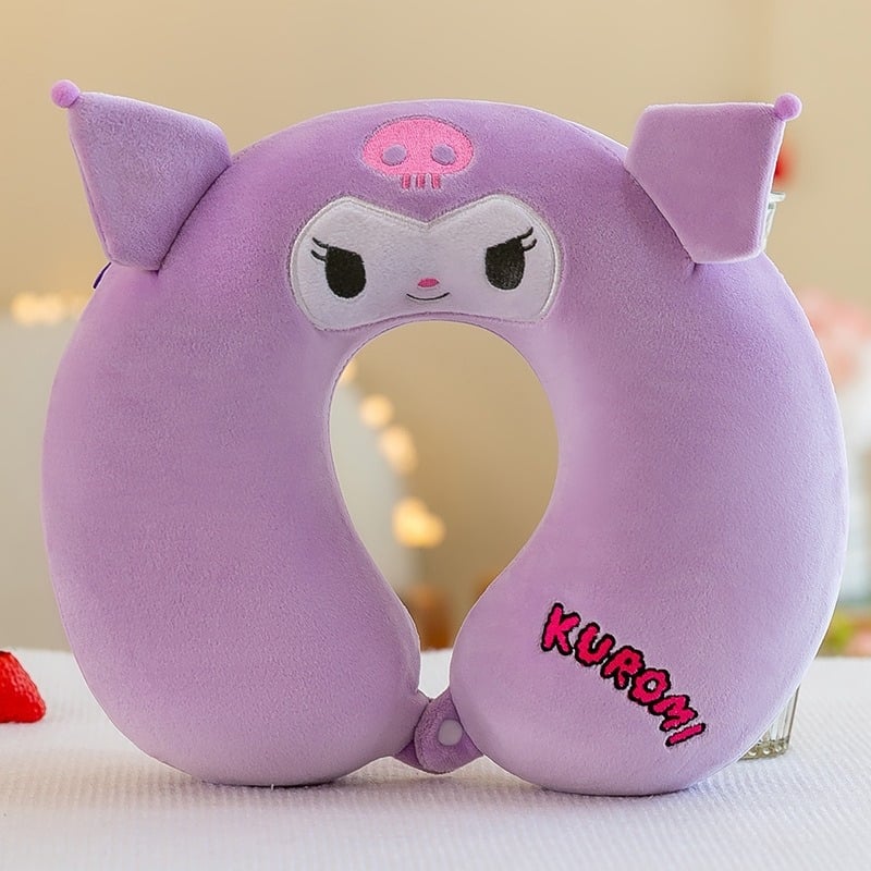 Perne de gât în formă de U, umplutură memory foam, material tricotat, design cu personaje Kuromi, Strawberry Bear și Kitty Cat, pentru adulți, cu funcție de depozitare